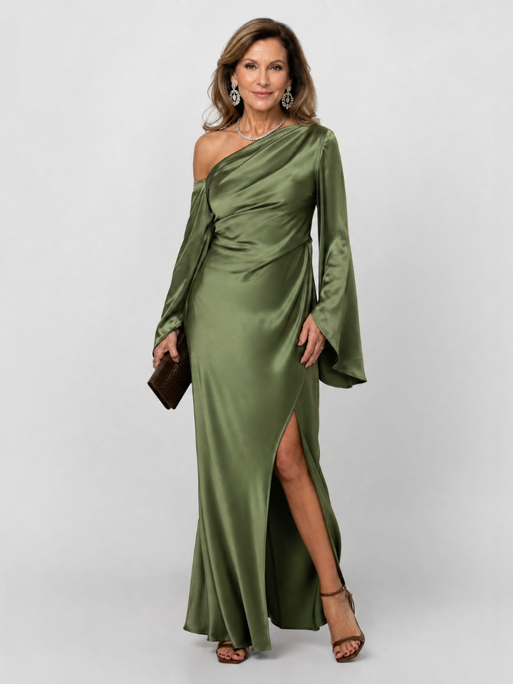 Auvelle | Robe Maxi à Épaule Dénudée avec Manches Cape