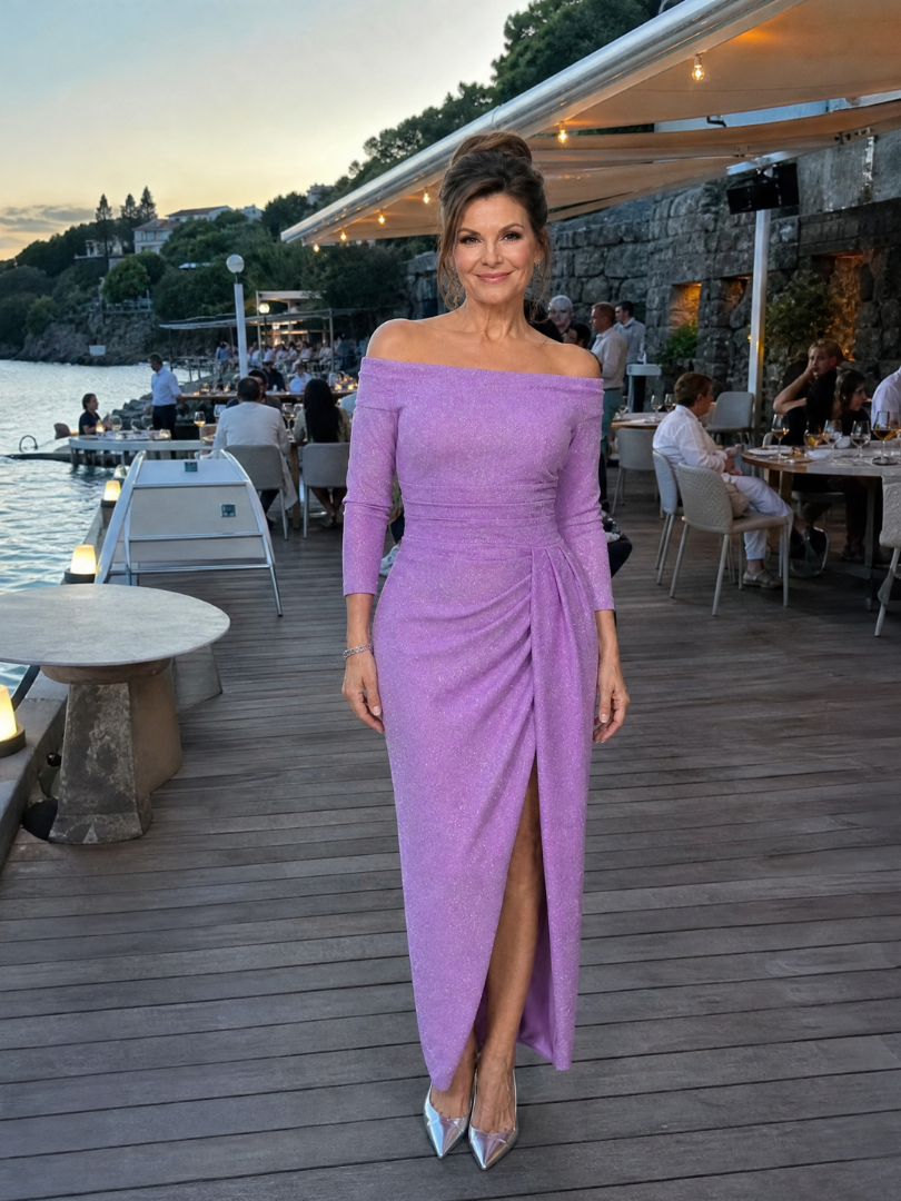 Tindra | Robe Midi Fendue à Épaules Dénudées